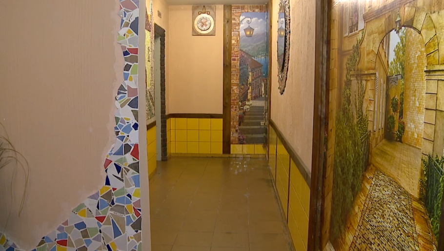 Интерьер подъезда жилого дома