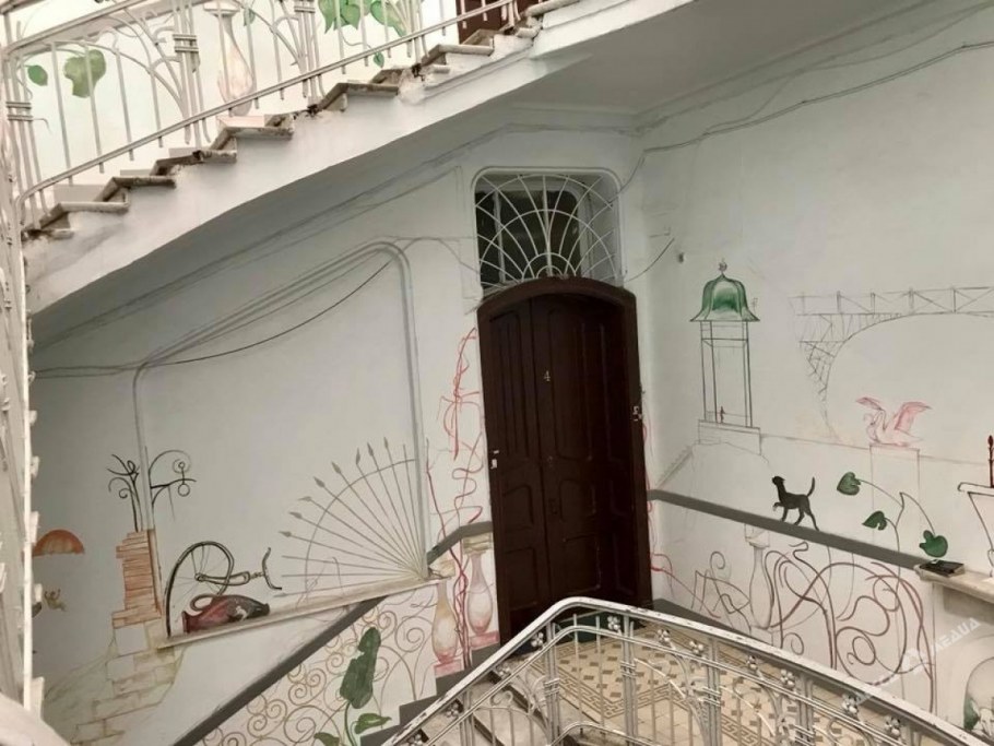 Отделка лифтового холла