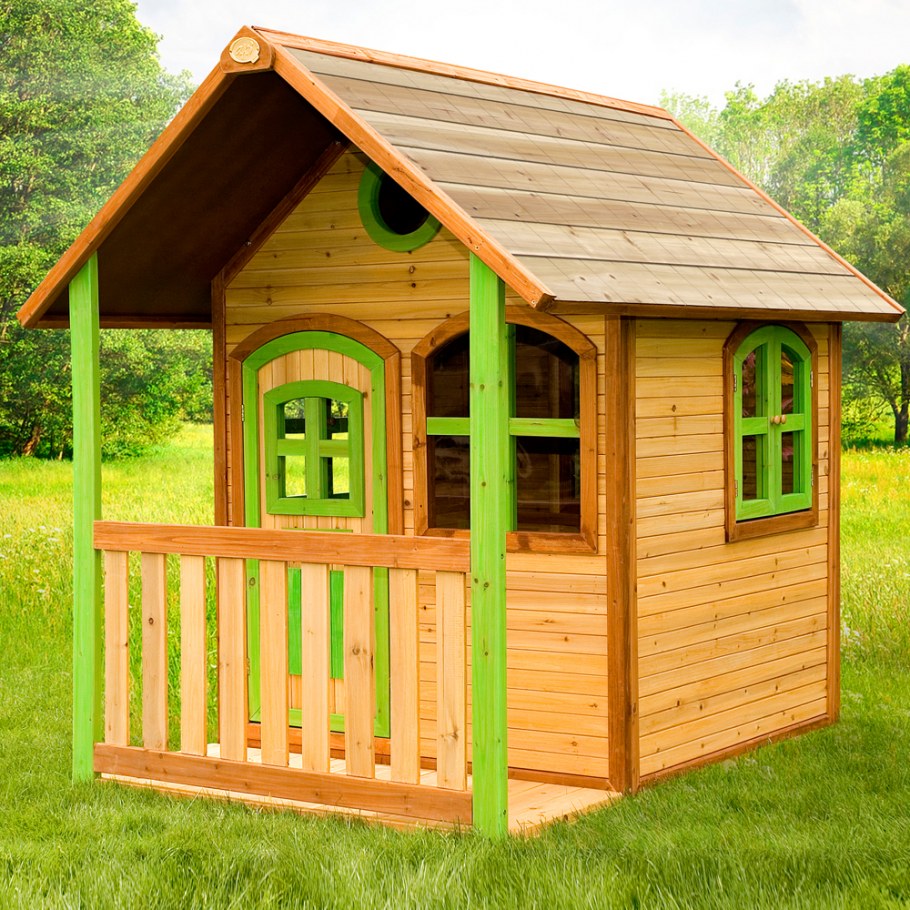 Детский домик на участке