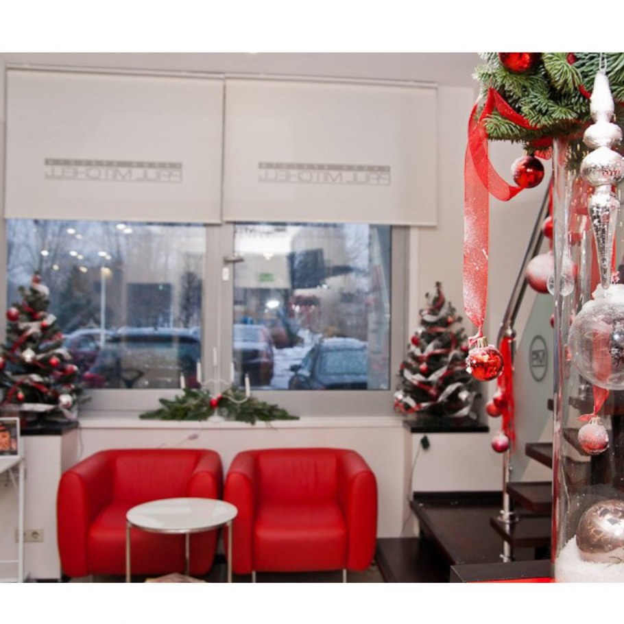 Новогодний декор салона