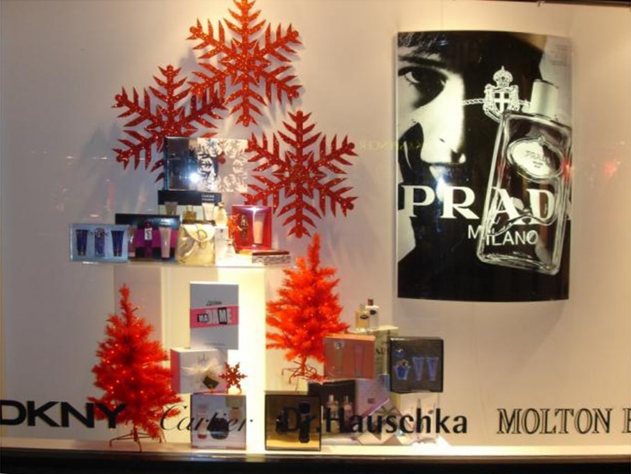 Новогоднее украшение лестницы