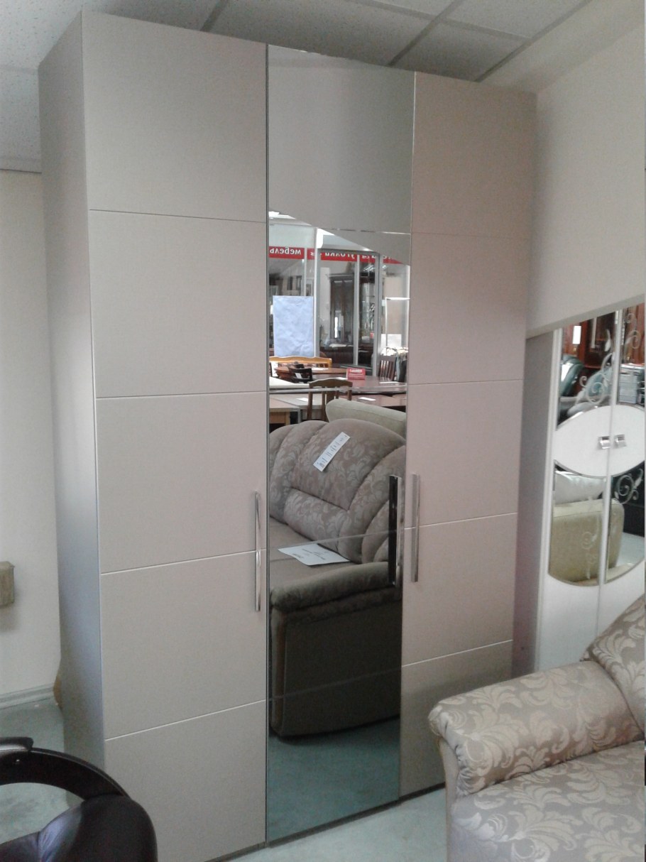 Кухня цвета мокко