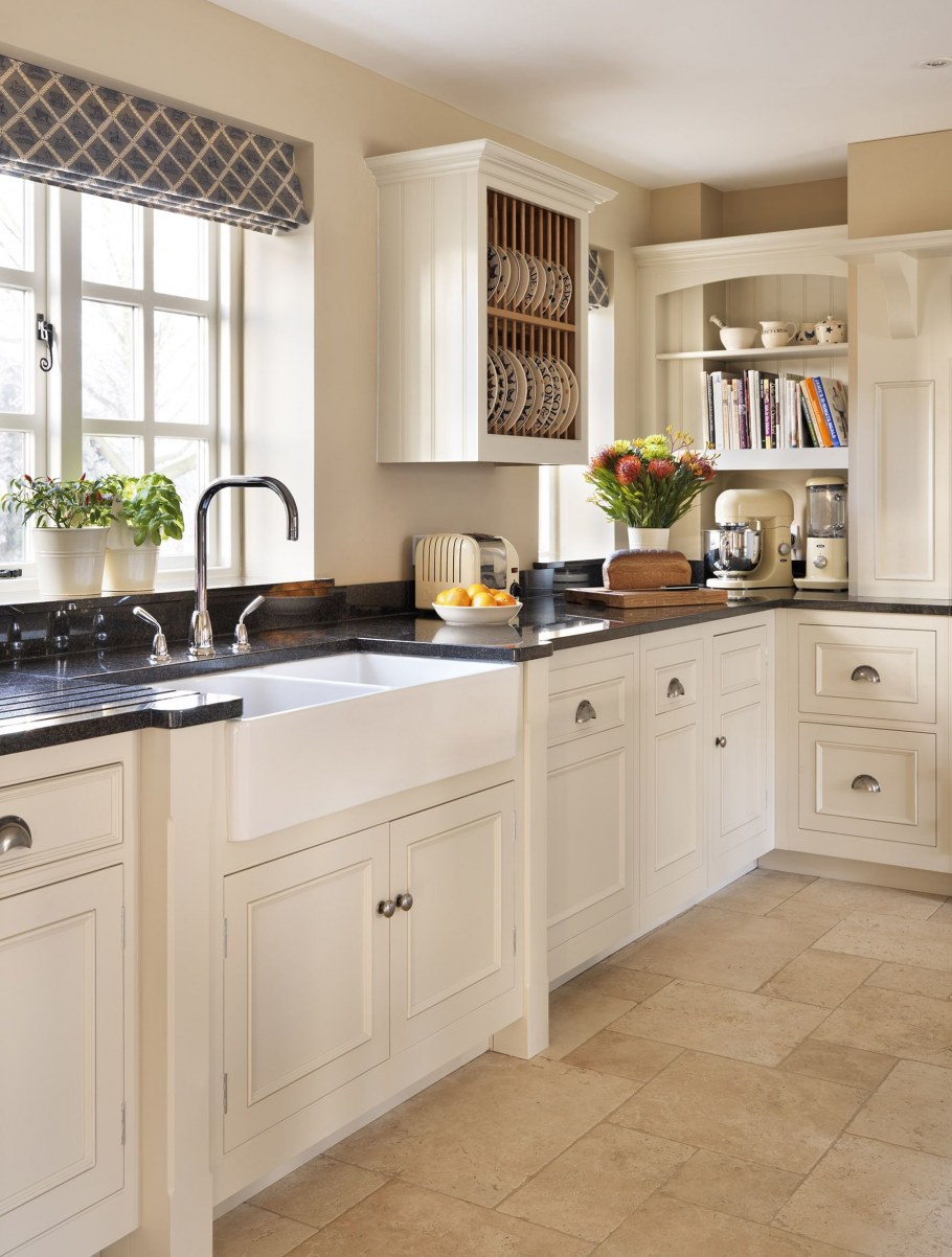 Кухонный гарнитур шоколадного цвета