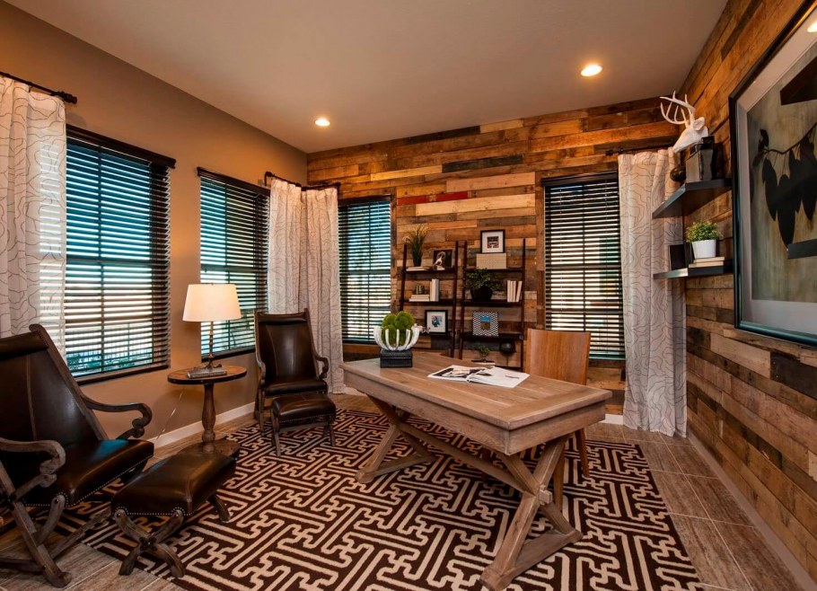 Деревянная стена в интерьере