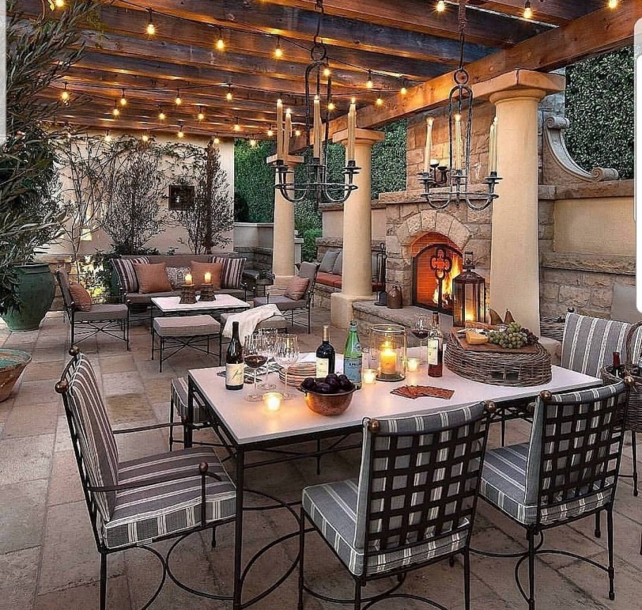 Патио внутренний дворик в Италии