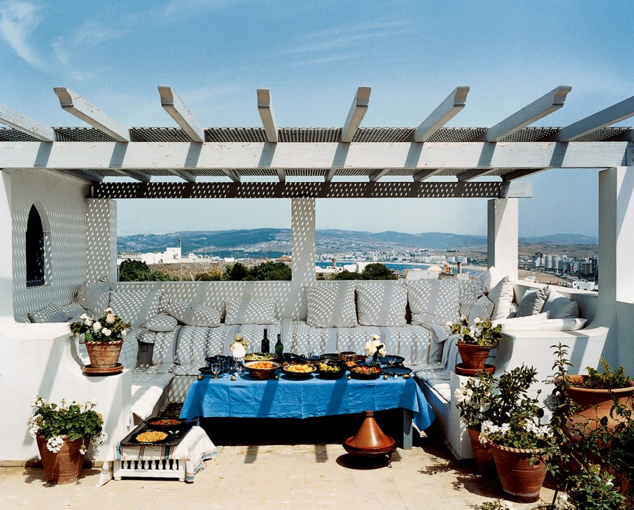 Навес в средиземноморском стиле