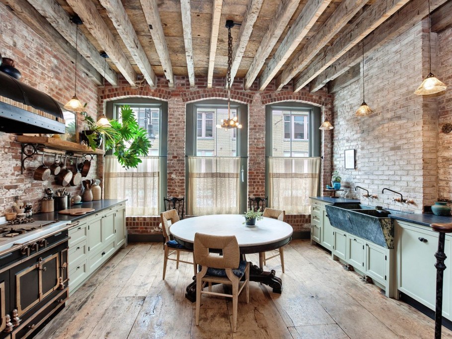 Потолок в стиле лофт на кухне