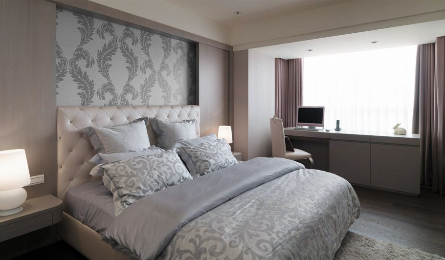 Шторы к серым обоям в спальню