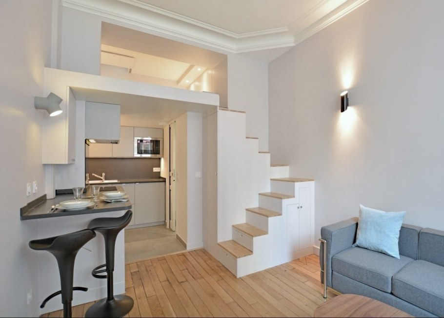 Интерьер гостиной эконом