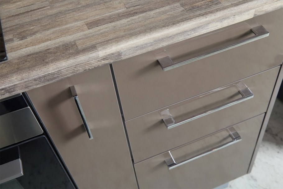 Кухня фасады ЛДСП Эггер