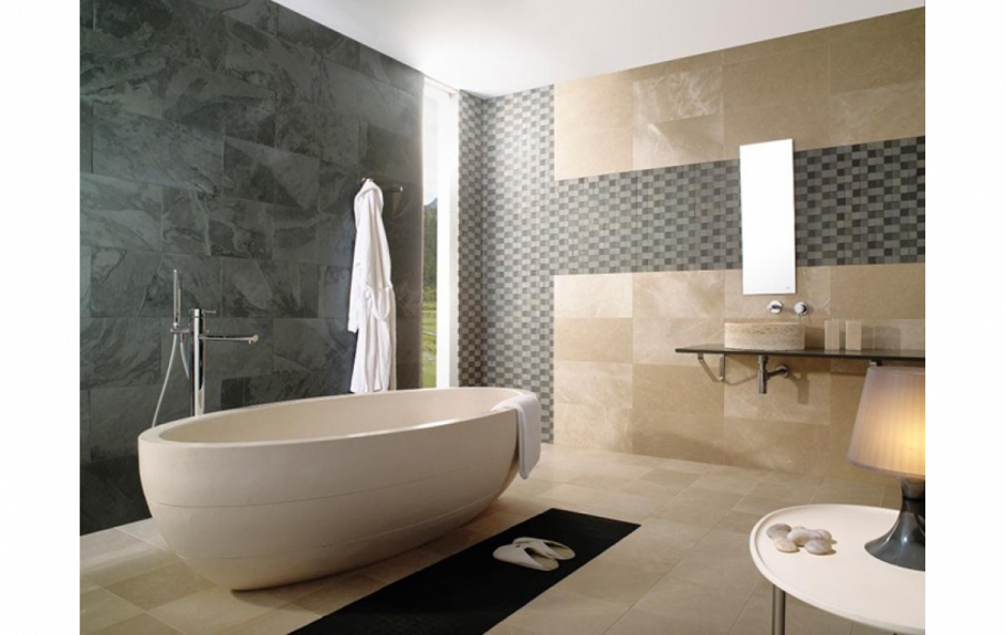 Отделка ванны плиткой под мрамор