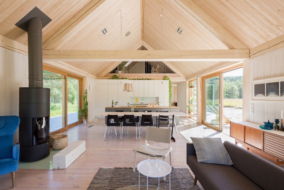 Интерьер каркасного Ома