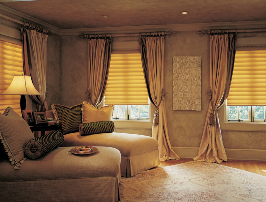 Шторы в маленькую комнату