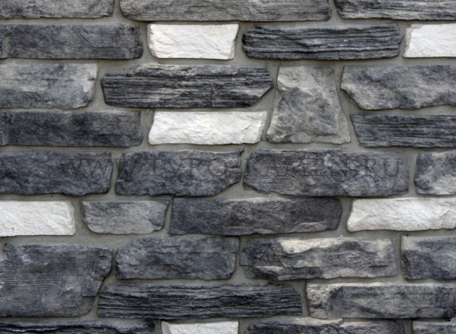 Отделка фасада диким камнем