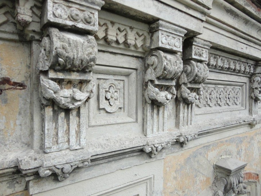 Лепнина эпохи рококо