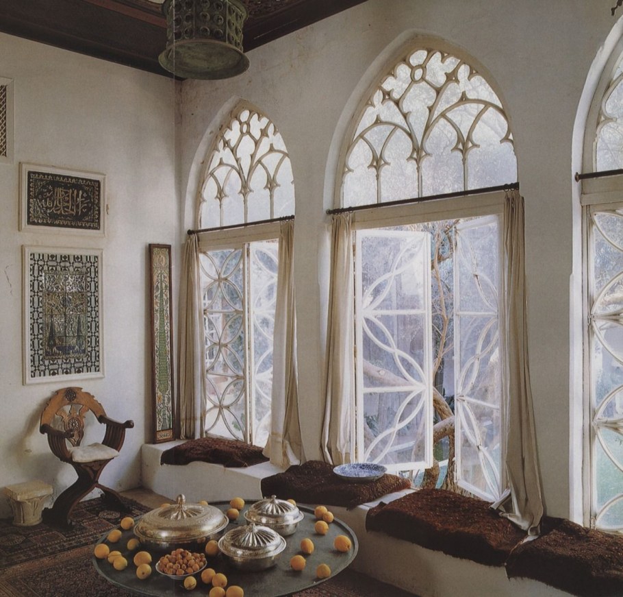 Мавританские арочные окна