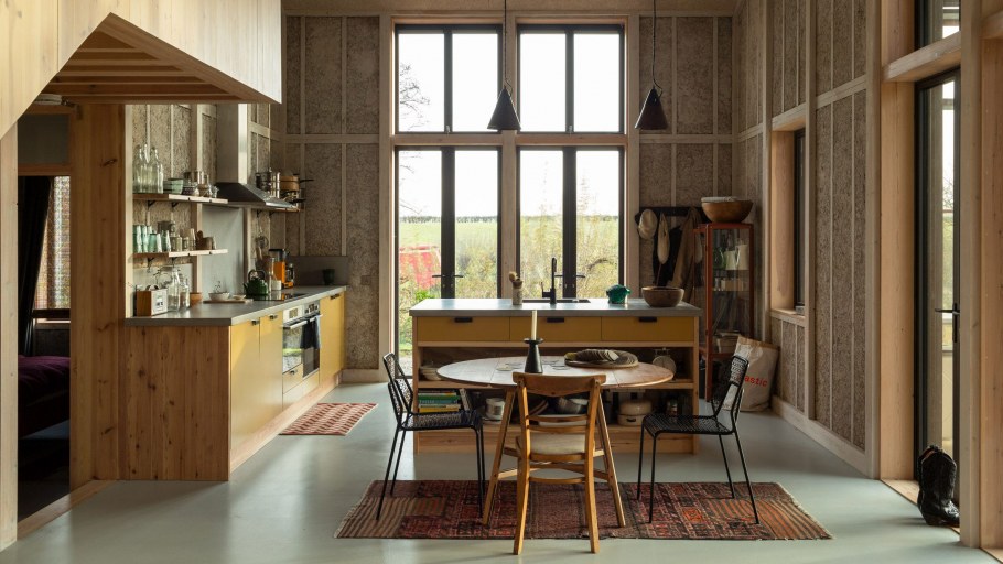 Дом из конопли