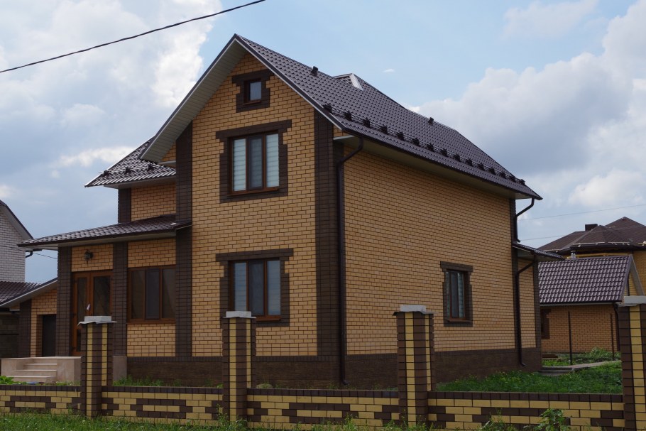 Оштукатуренный дом