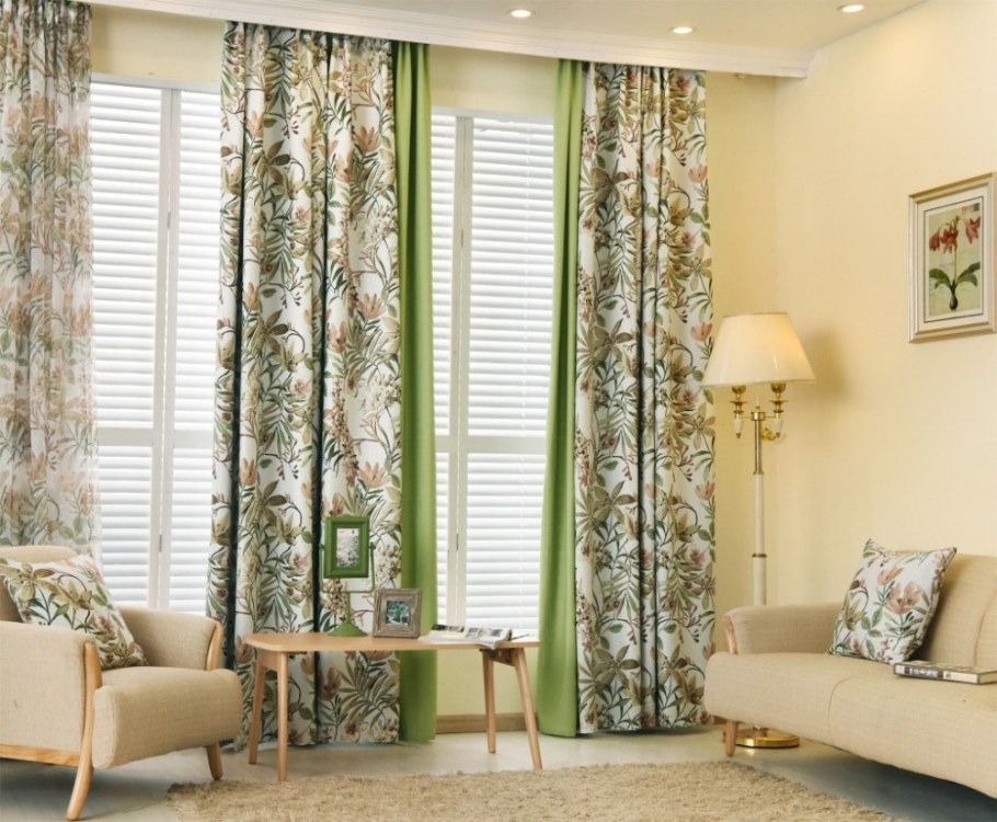 Шторы с растительным принтом