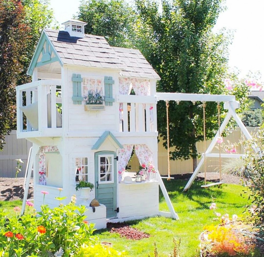 Домик для детей на даче