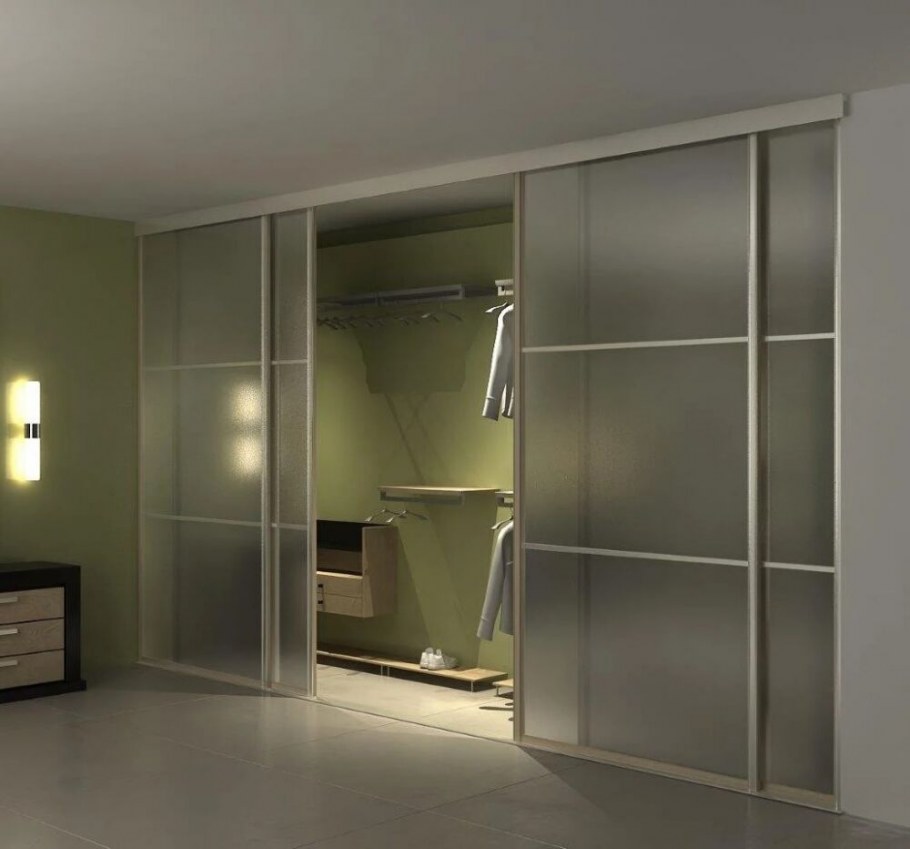 Встроенный шкаф-купе в спальню