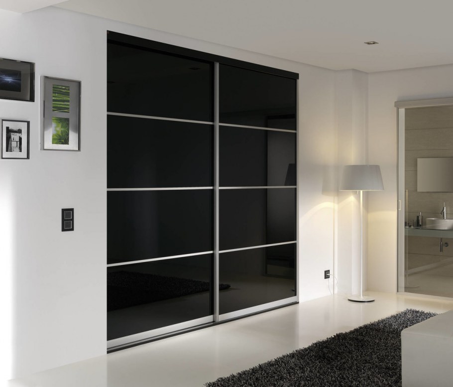 Встроенный шкаф купе серый