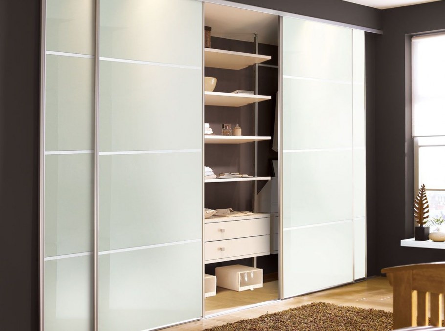 Встроенный шкаф