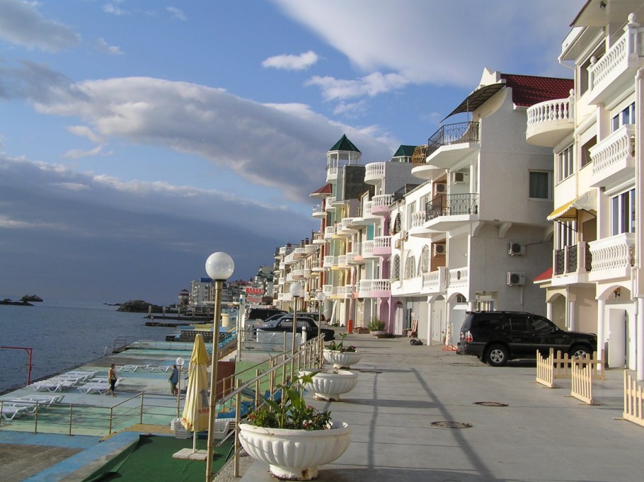 Крым поселок Утес Санта Барбара