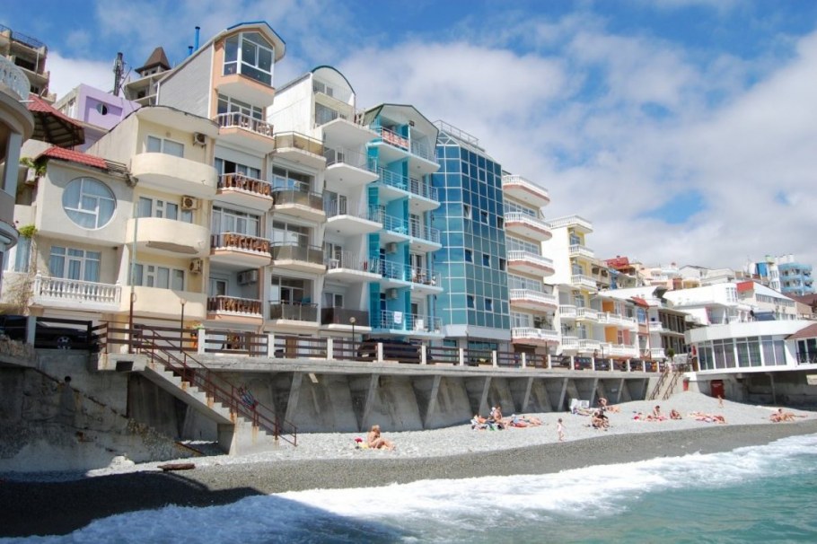 Крым поселок Утес Санта Барбара