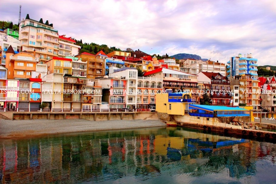 Крым эллинги у моря