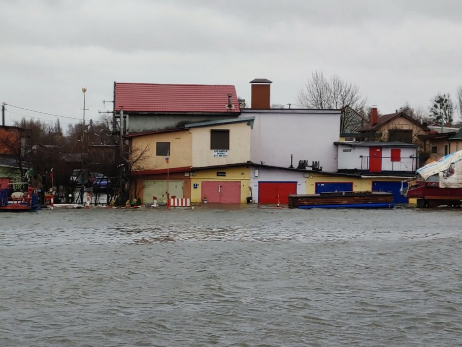 Эллинги курортное Крым