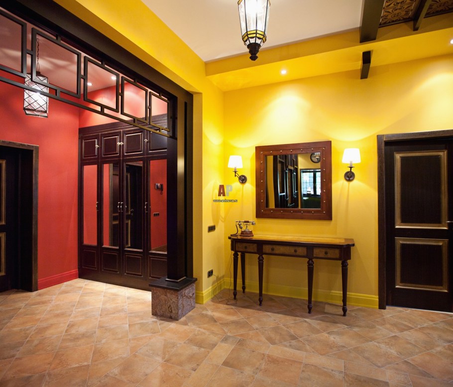 Окрашивание стен в коридоре