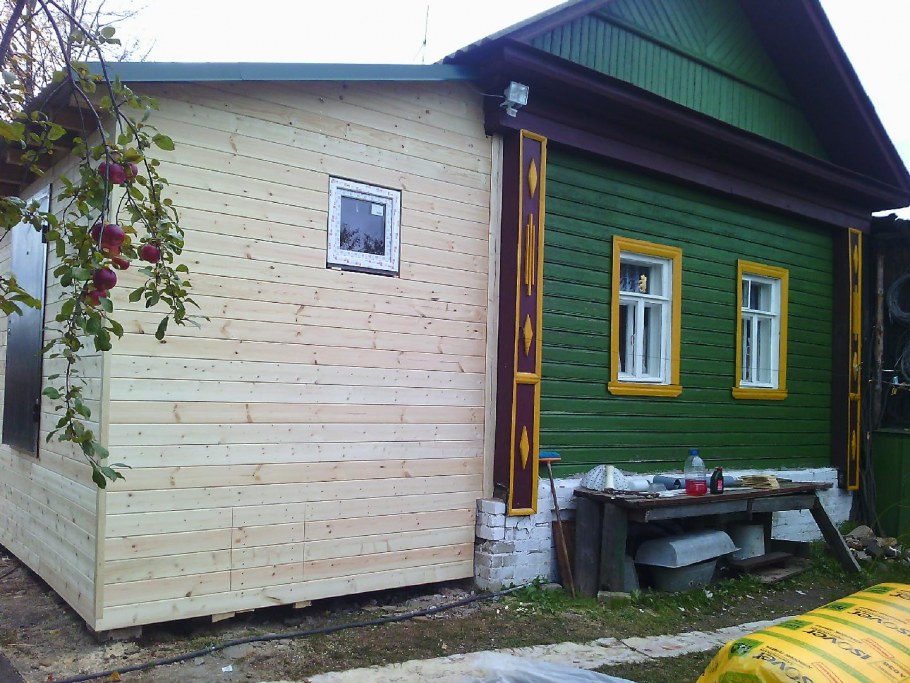 Пристройка к дачному дому