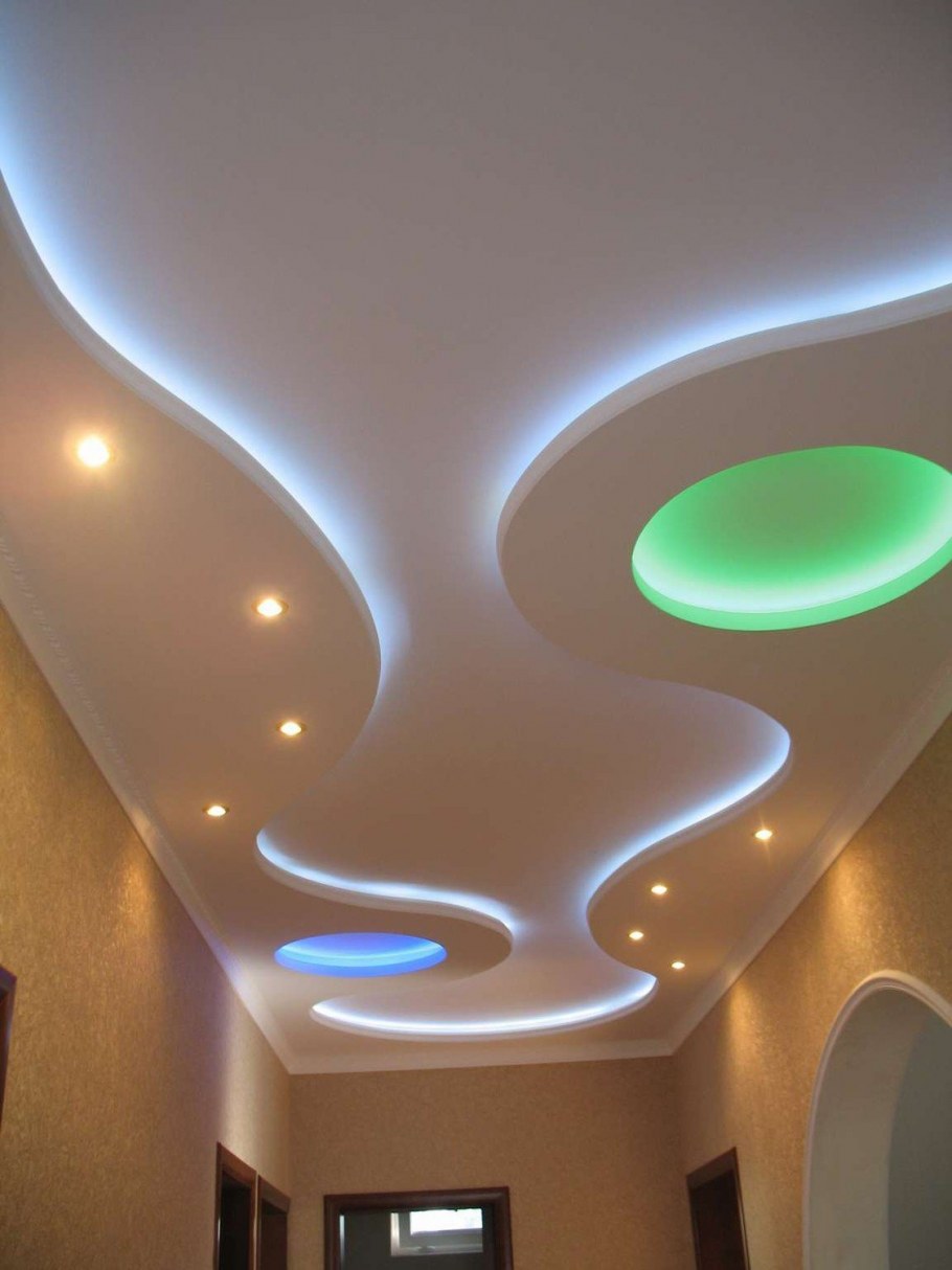Фигурный потолок