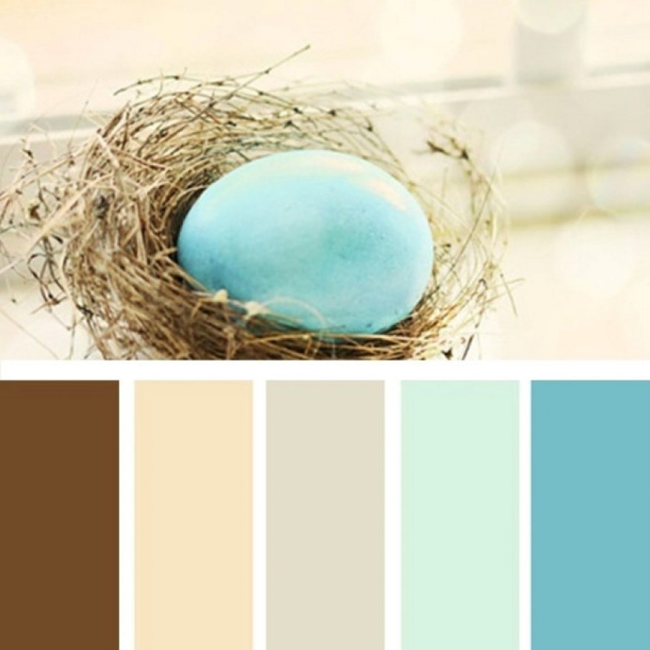 Сочетание бежевого и бирюзового