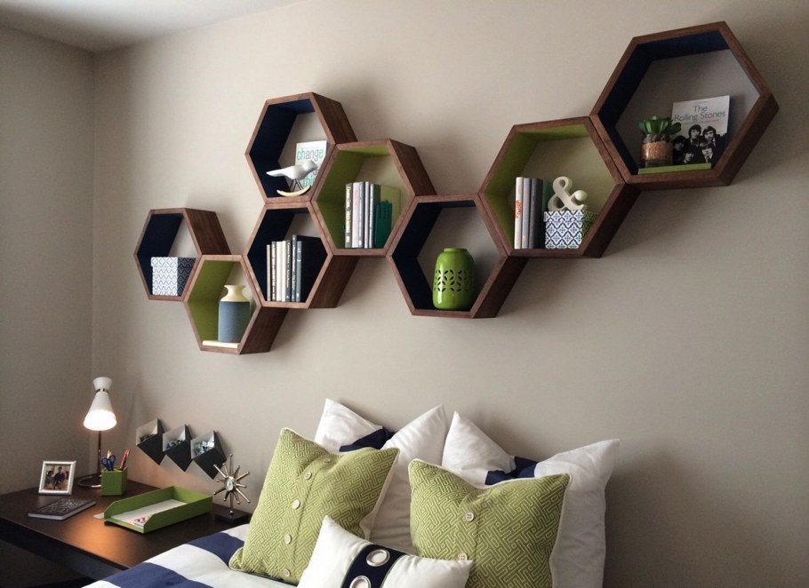 Полочка из гитары