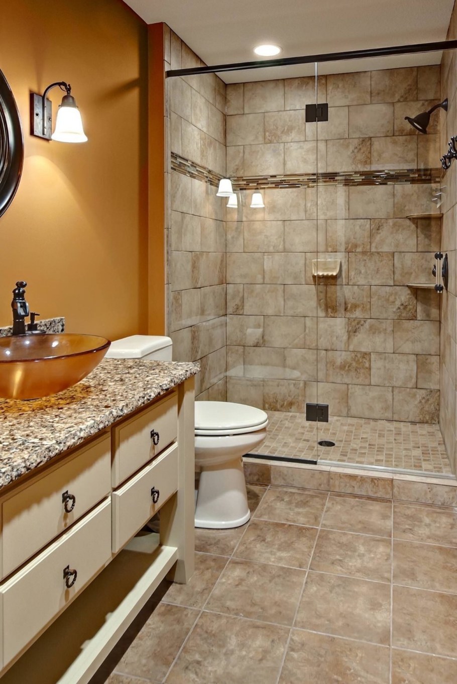 Ванные комнаты с душевой