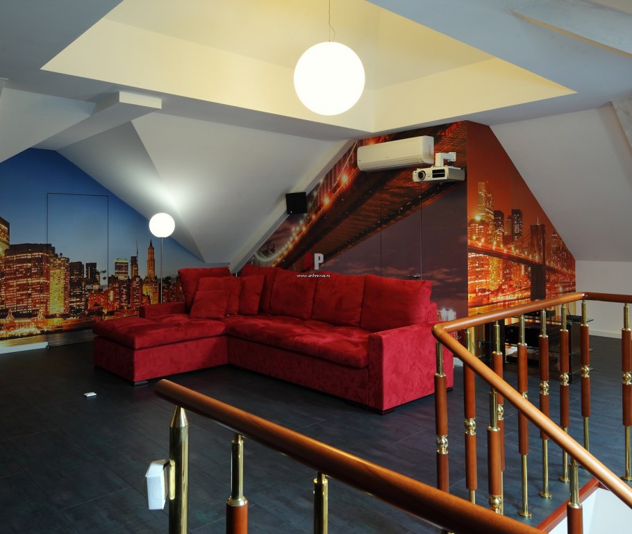 Домашний кинотеатр на мансарде