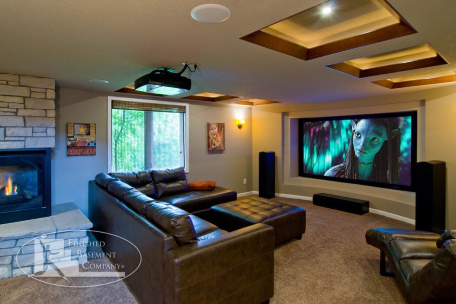 Домашний кинотеатр мансарда лофт