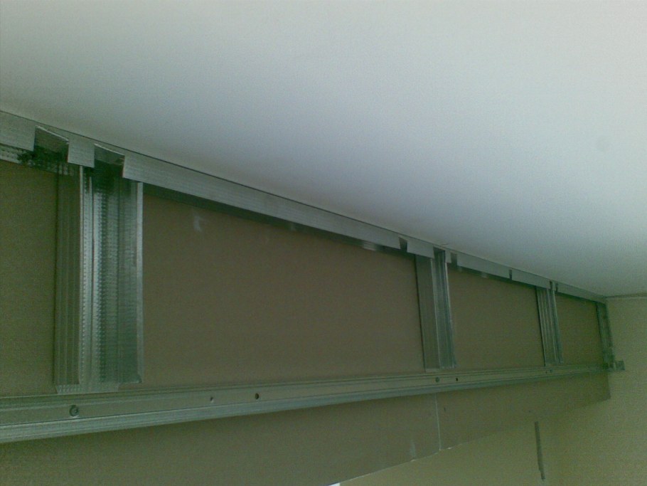 Ниша для гардины из ГКЛ