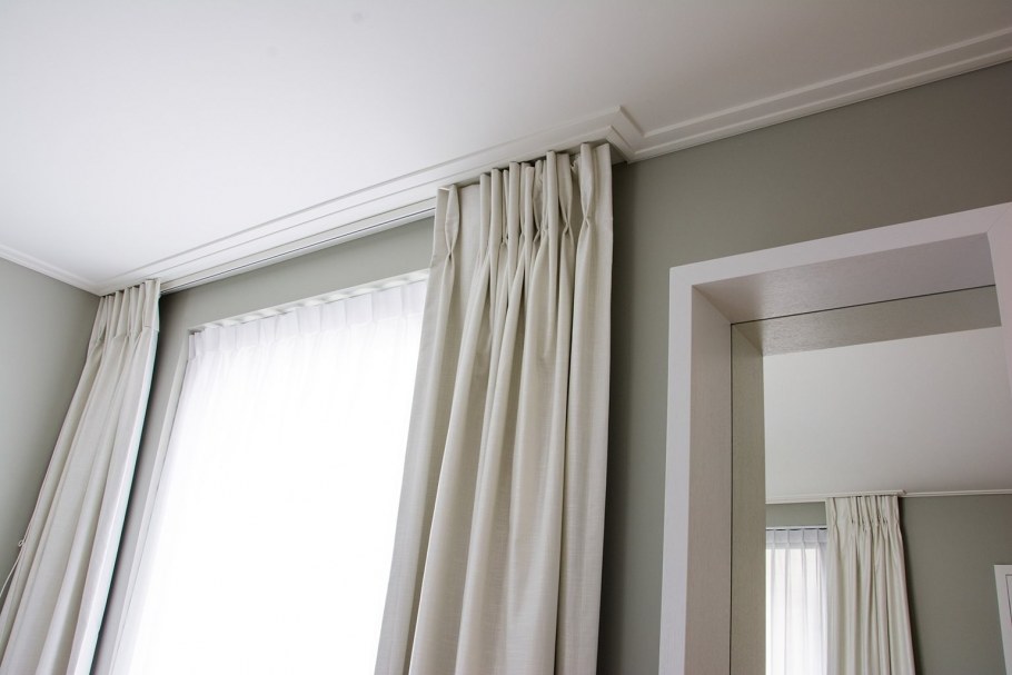 Карниз потолочный