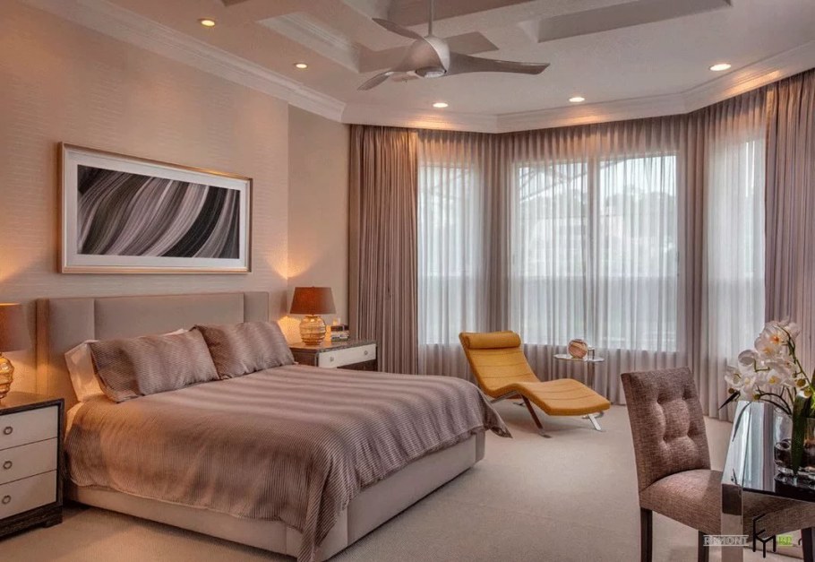 Планировка гостиной с эркерным окном