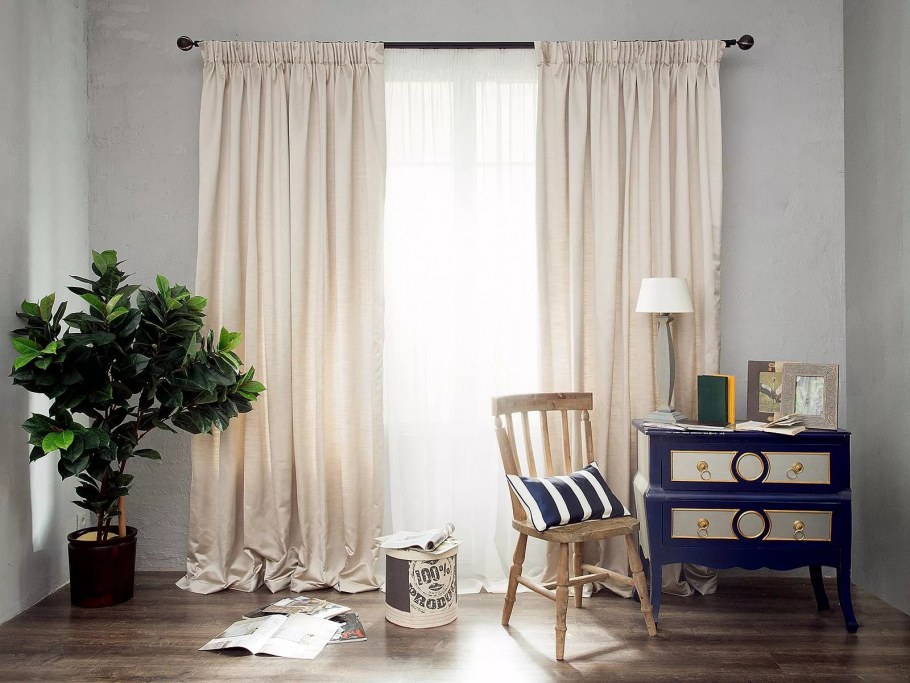 Дизайнер темный дом с балконом обои шторы каверы вы какие выбрать