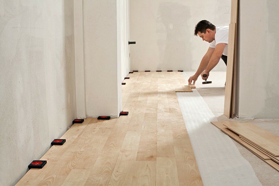 Распорка для укладки напольных покрытий Bessey be-av2