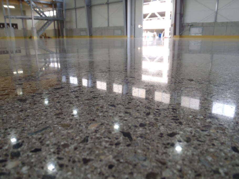 Модульную ПВХ плитку strongpol