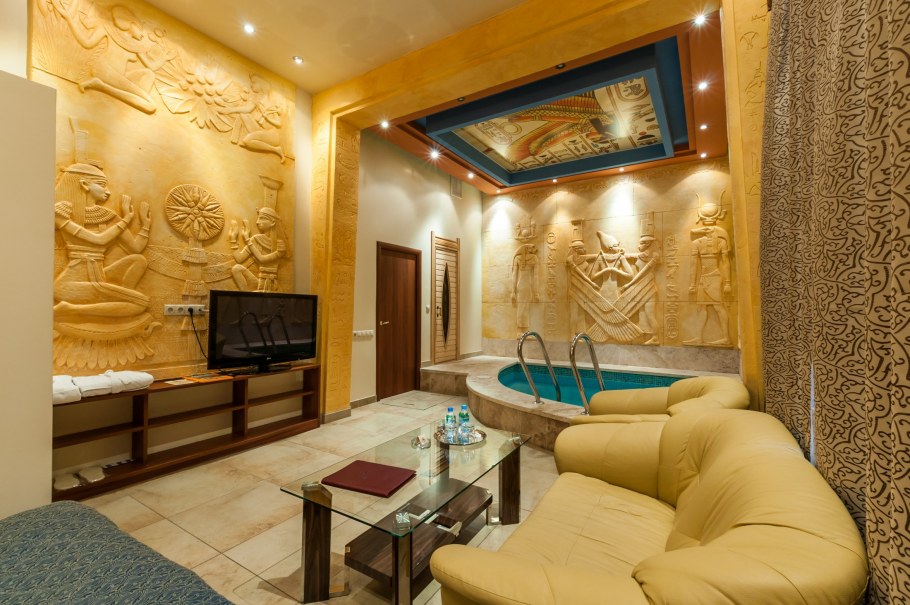 Зал в египетском стиле