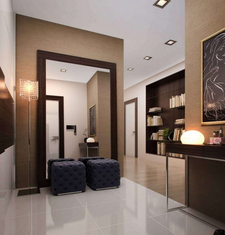 Прихожая с зеркальными дверями