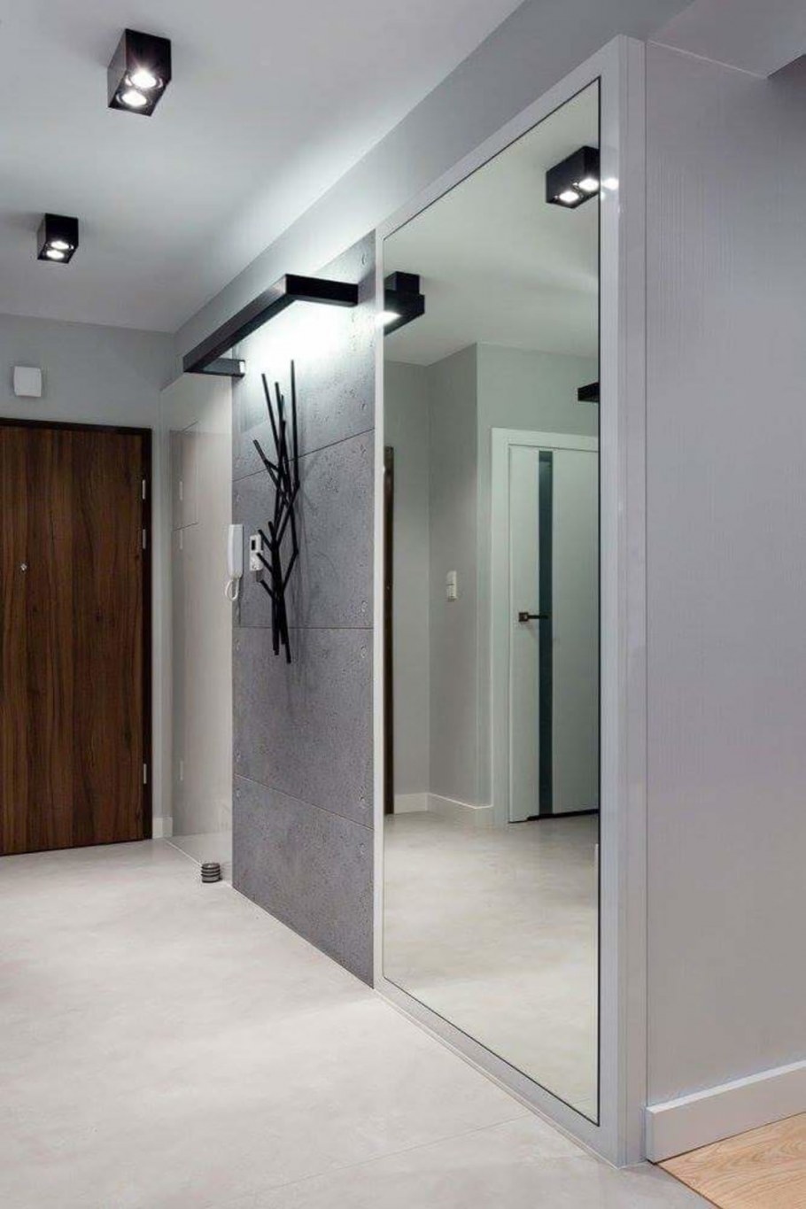 Зеркало с полкой в прихожую