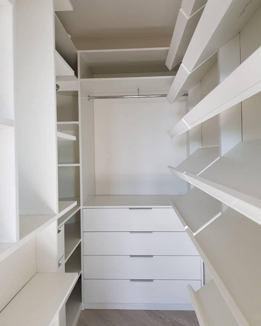 Гардеробная планировка 3м2