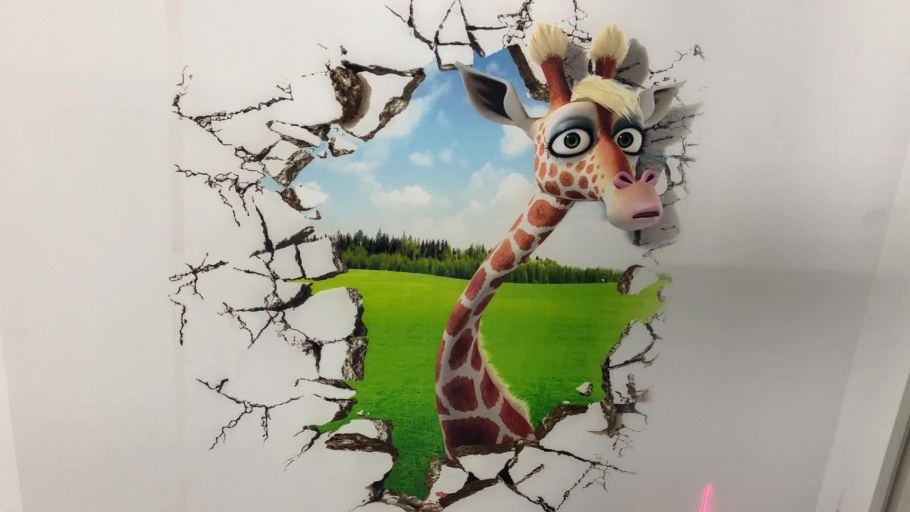 Печать на стенах